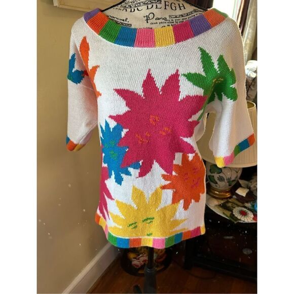 Vintage 1990’s “Eagle’s Eye” Summer Flowers Sweater - Picture 1 of 7
